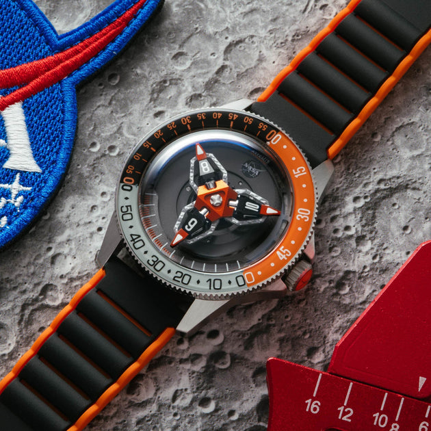 Xeric NASA Artemis Tumbler Automatic Afterburn | Watches.com