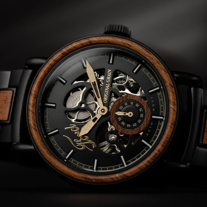 Original Grain Ford Heritage Automatic 40mm Mahogany angled shot picture