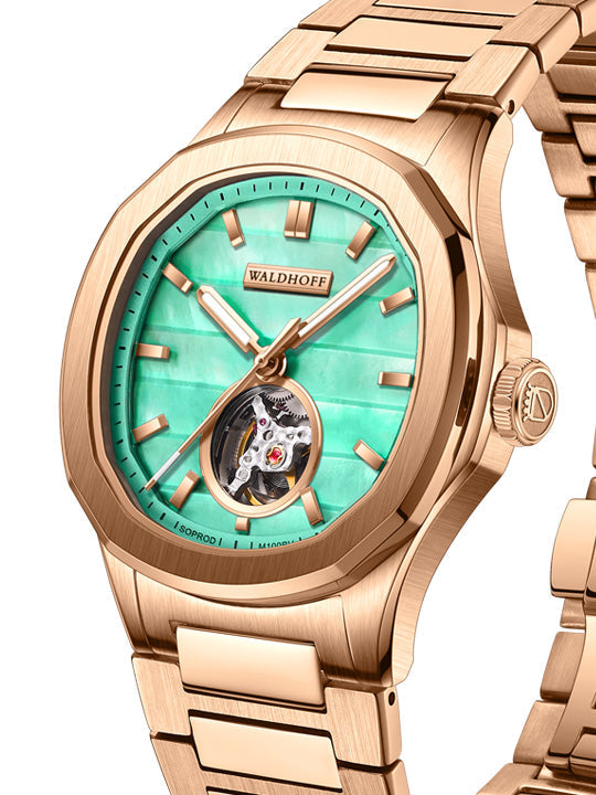 Manufaktur Waldhoff Navigator Swiss Automatic Rose Gold Mint angled shot picture