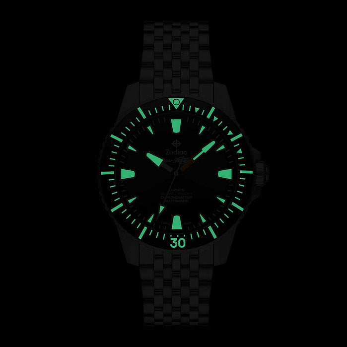 Zodiac Super Sea Wolf Pro-Diver Automatic COSC Certified Black angled shot picture