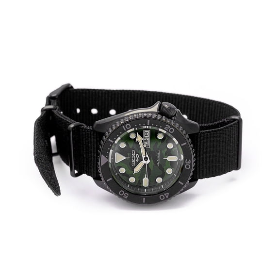 Seiko 5 Sports SYX Automatic Green Camouflage angled shot picture
