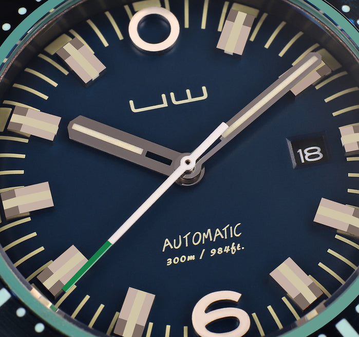 OVD UW Whale Diver Automatic SS Blue angled shot picture