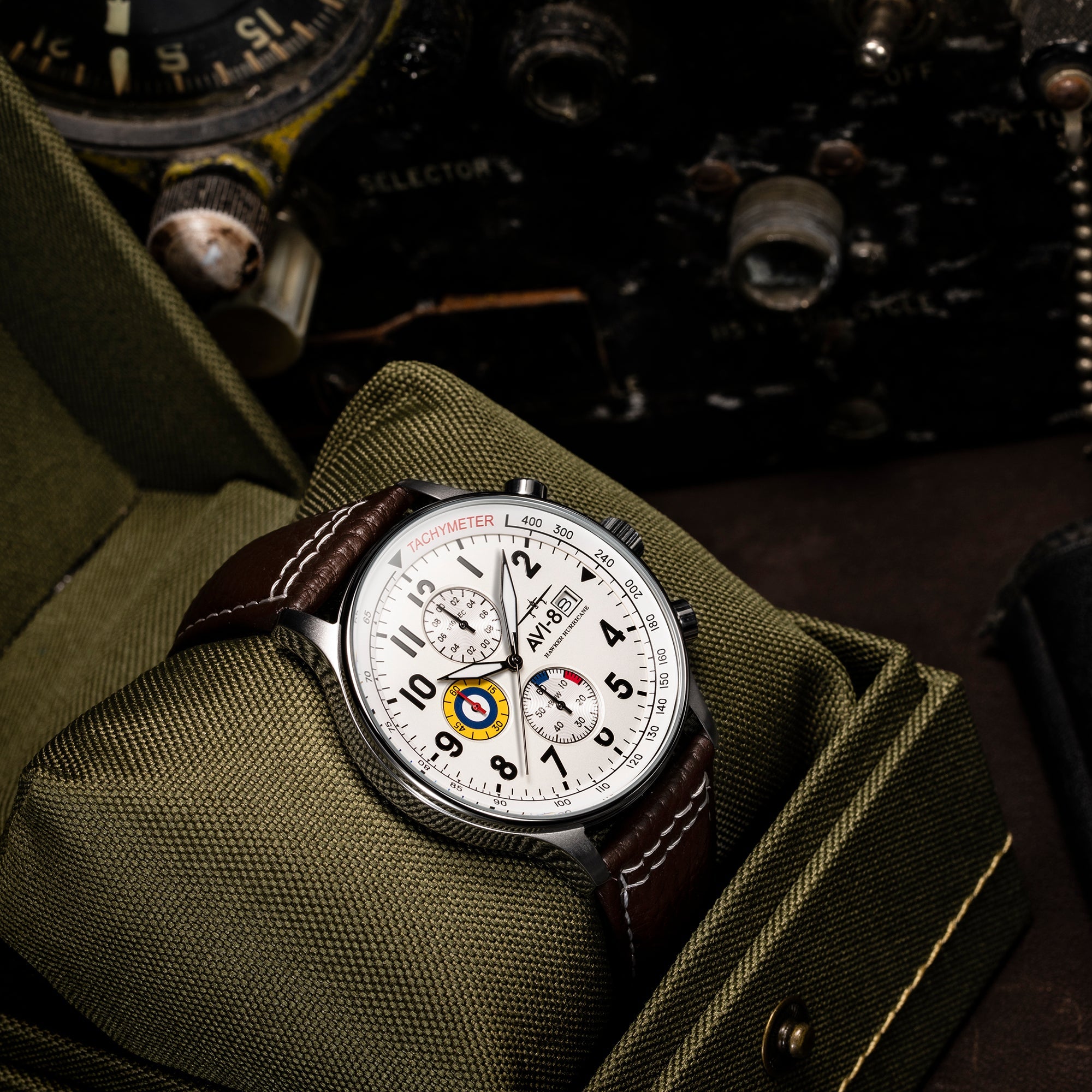 AVI-8 Hawker Hurricane Classic Chronograph Classic White | Watches.com