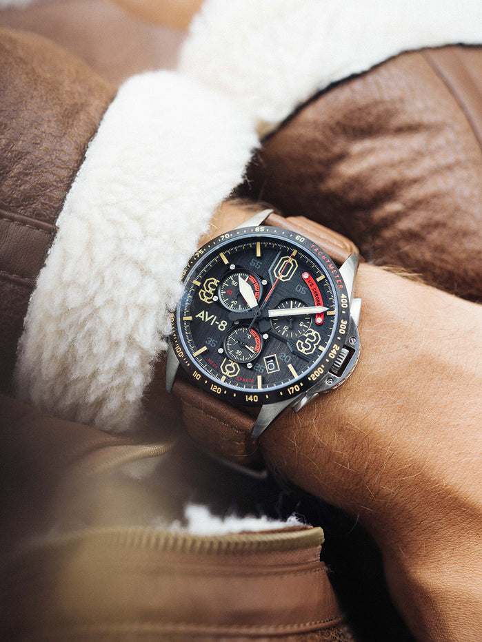 P-51 Mustang Blakeslee Chronograph Bronze Oak angled shot picture
