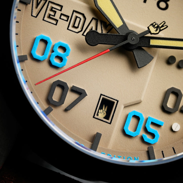 AVI-8 P-51 Mustang Patriot Automatic VE-Day 80th Limited Edition Victory Cream