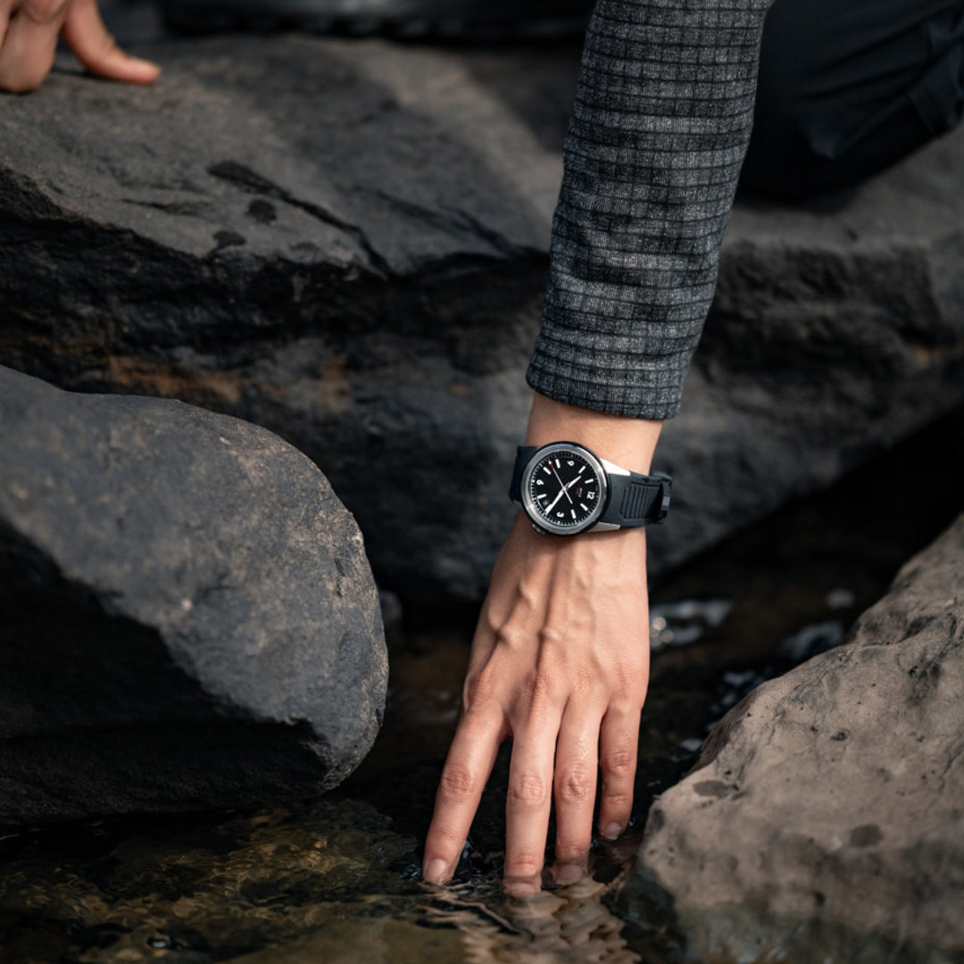 AVI-8 CVRT 3775a Automatic Night Shadow | Watches.com