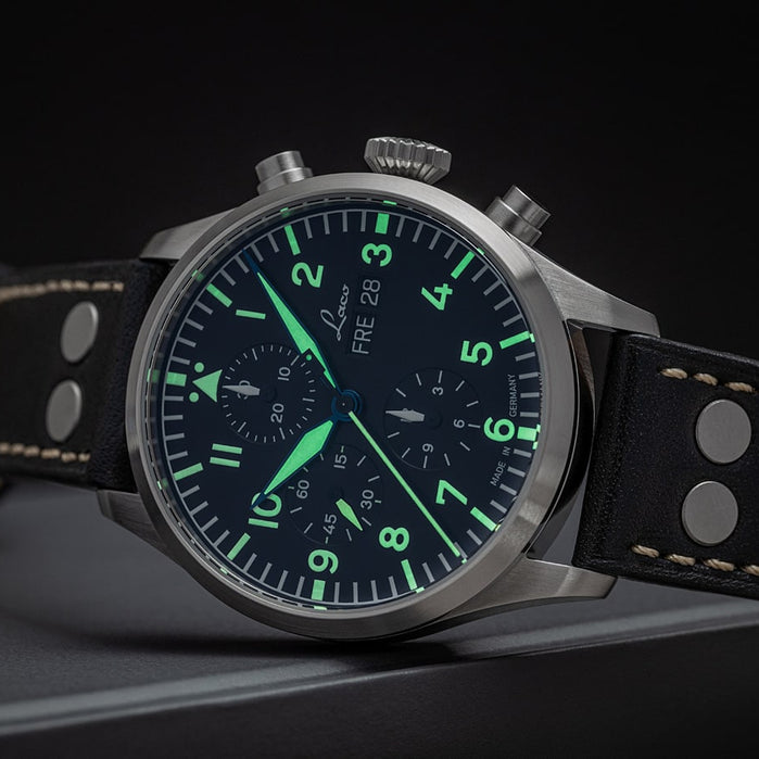 Laco Kiel 2 Schwarz 43mm Black angled shot picture