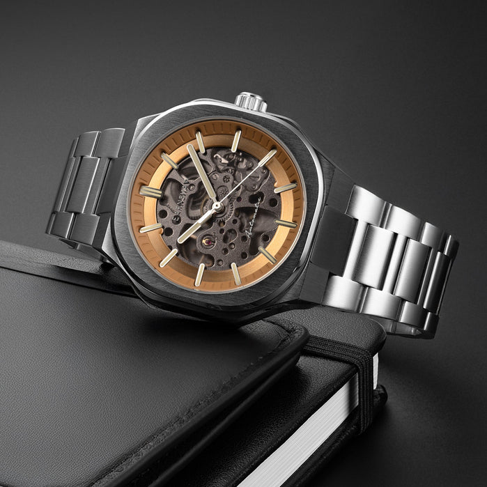 Thomas Earnshaw Discovery Exeter Skeleton Automatic Chino angled shot picture