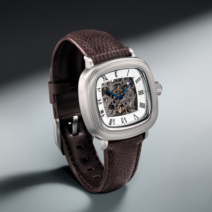 Thomas Earnshaw Heritage Chester Skeleton Automatic Argent Sphere angled shot picture