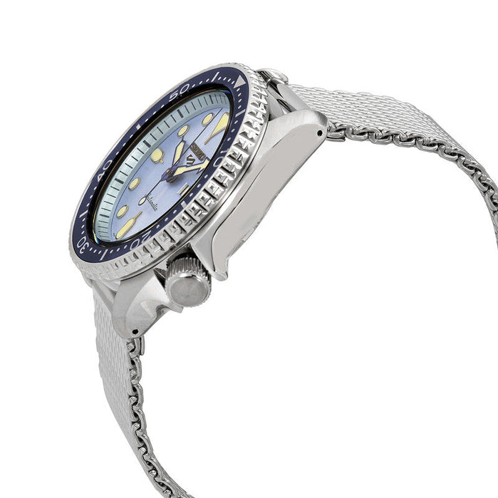 Seiko 5 Sports SKX Automatic Blue Mesh SS angled shot picture