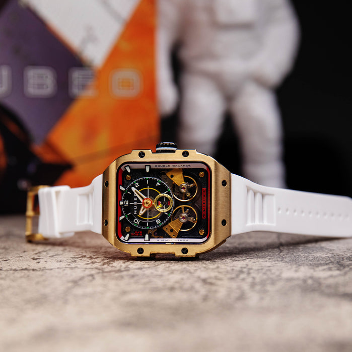 Nubeo Maven Automatic Gold Limited Edition angled shot picture
