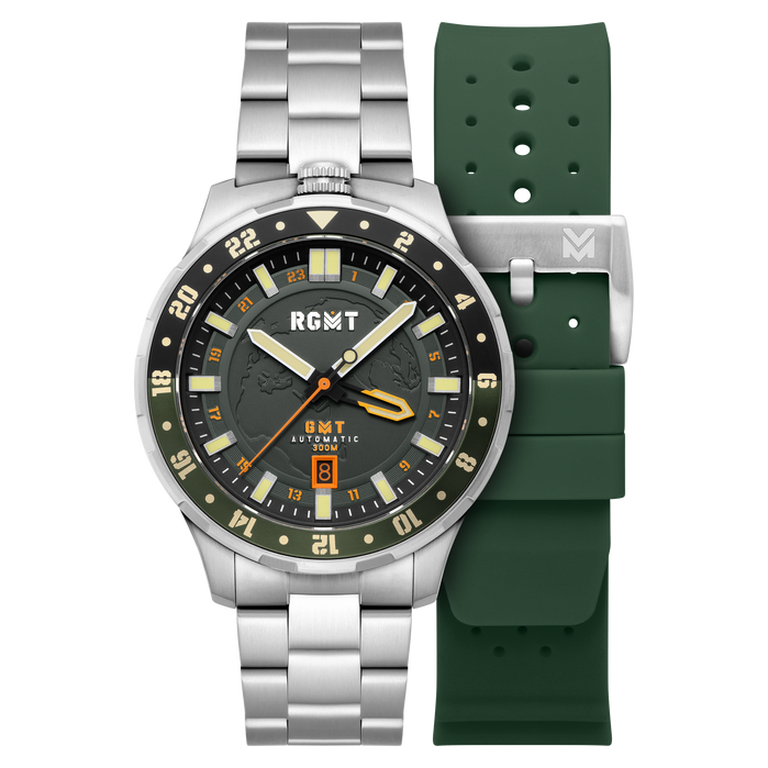RGMT Globemaster GMT Automatic Jungle Green angled shot picture