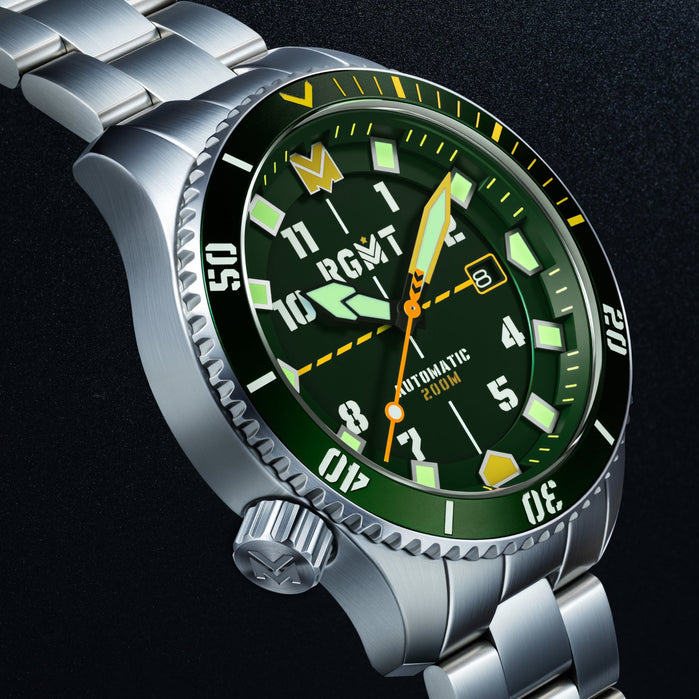 RGMT Recon Diver Automatic Deep Green angled shot picture