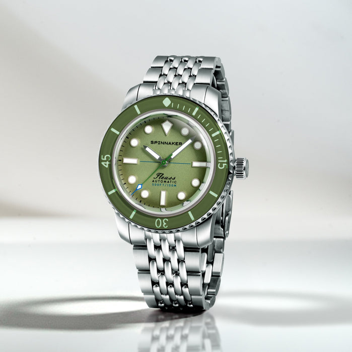 Spinnaker Fleuss 40 Automatic Pine Crest angled shot picture