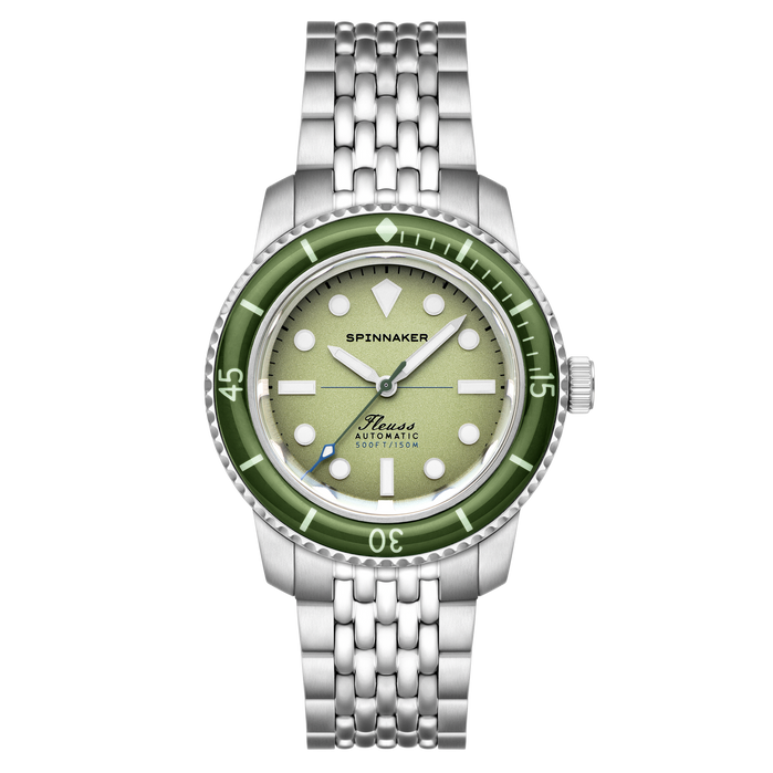 Spinnaker Fleuss 40 Automatic Pine Crest angled shot picture