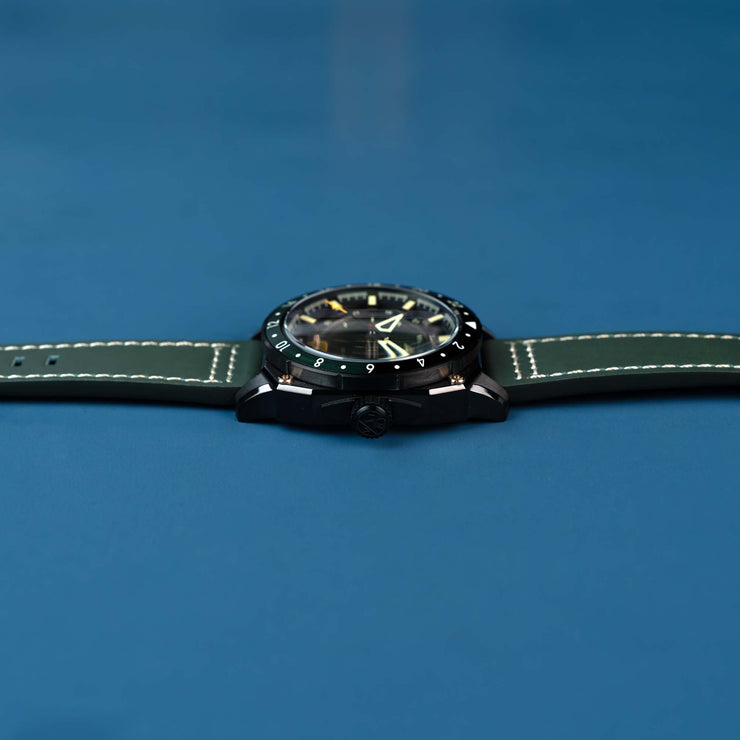 AVI-8 Hawker Hunter Atlas GMT Automatic Amazon Green