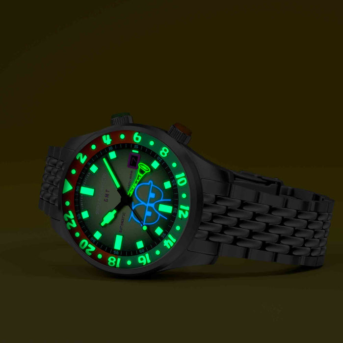 Spinnaker x Spongebob Squarepants Bradner GMT Automatic Bubbly Grins Squidward Green Limited Edition angled shot picture