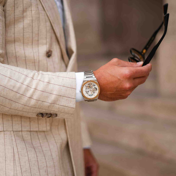 Thomas Earnshaw Discovery Drake Dual Time Automatic White Gold