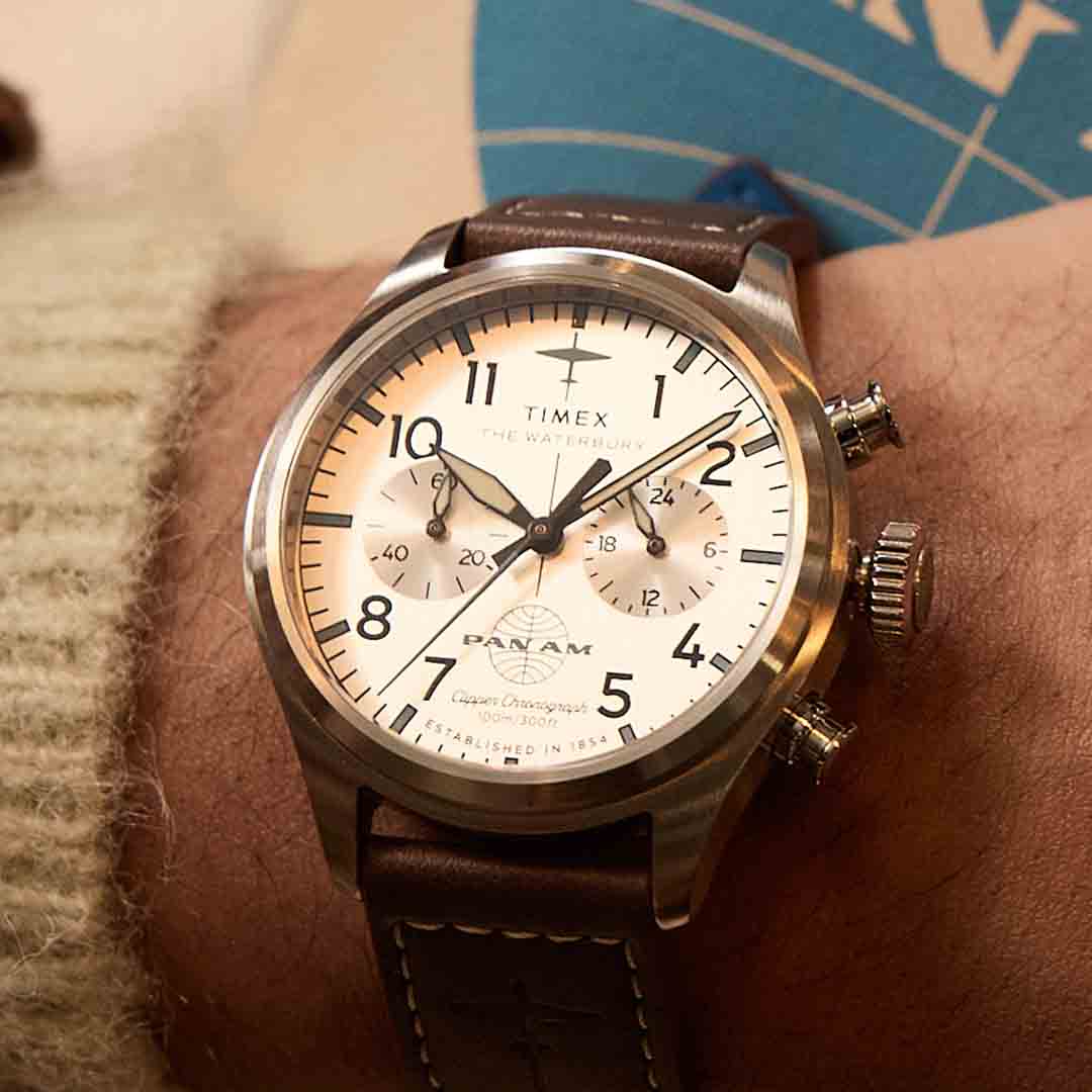 ぬんちゃ Timex Waterbury Ace Chronograph x Pan Am 41mm Tan | Watches.com