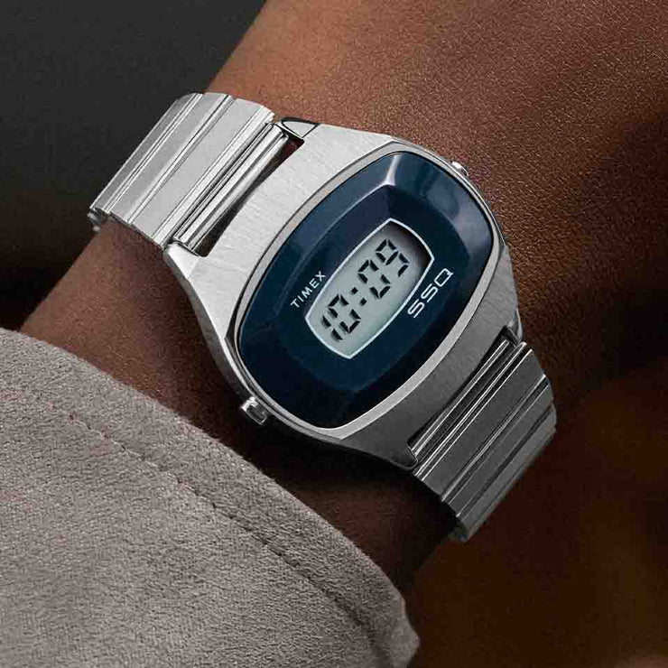 Timex Q 1975 SSQ Digital Reissue 38mm Black SS