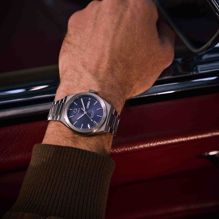 Timex Q Continental Day and Date 39mm Blue SS