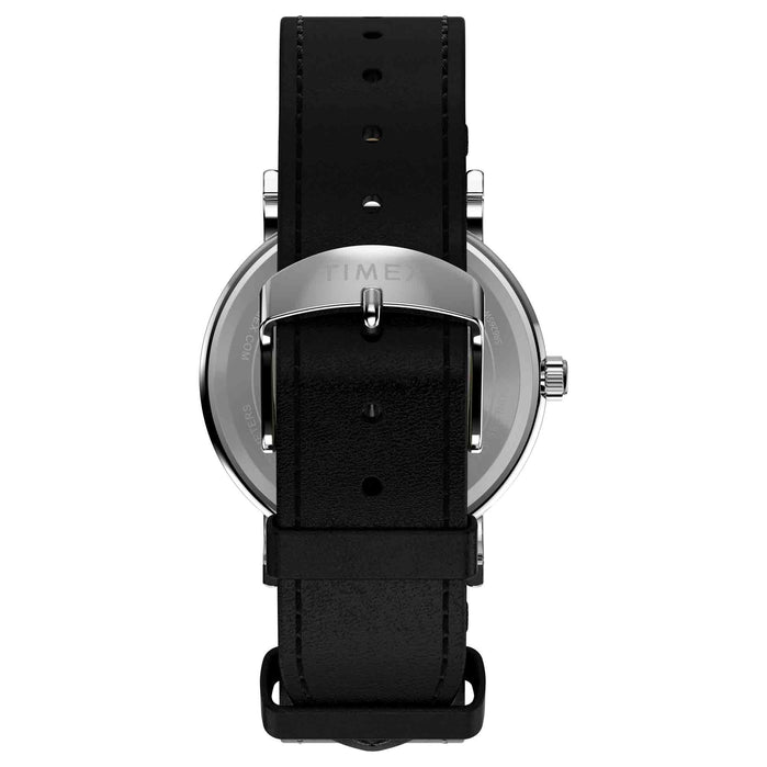 Timex Weekender x Peanuts 38mm Snoopy Dancing angled shot picture