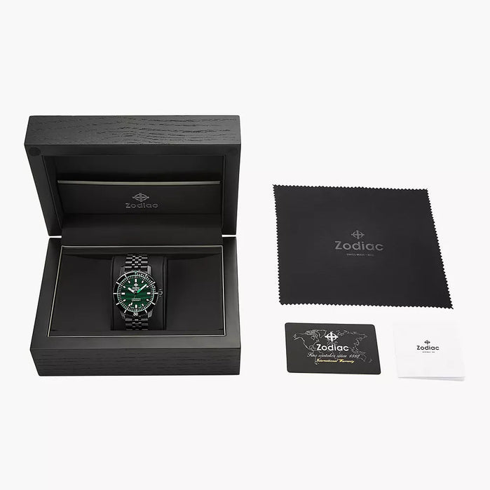 Zodiac Sea Wolf Compression Automatic Malachite SS angled shot picture
