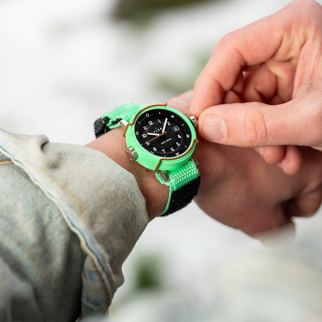 Vero Forest Service Edition Kinetic Service Green – Watches.com
