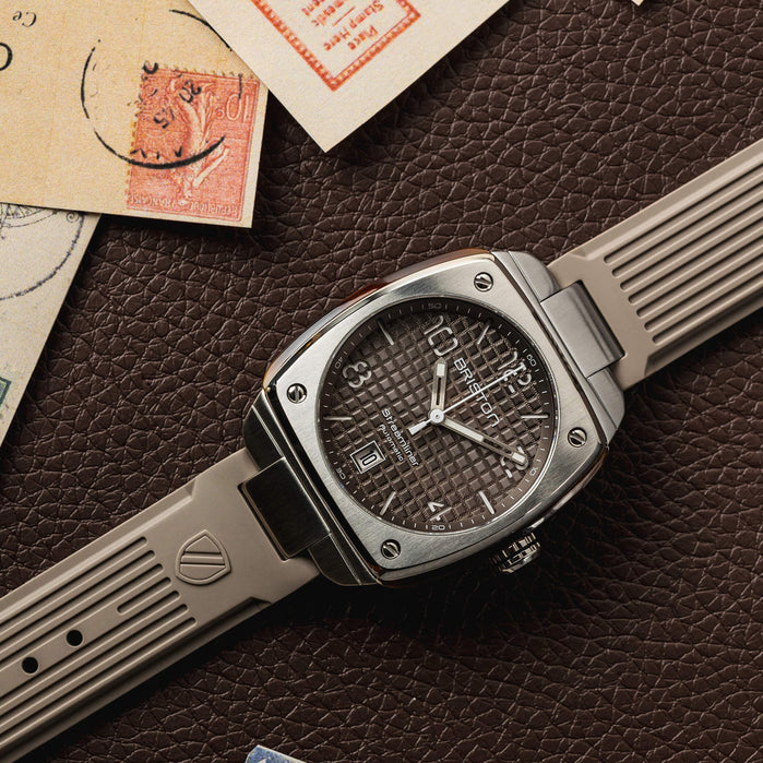 Briston Streamliner Urban 40mm Automatic Gray angled shot picture