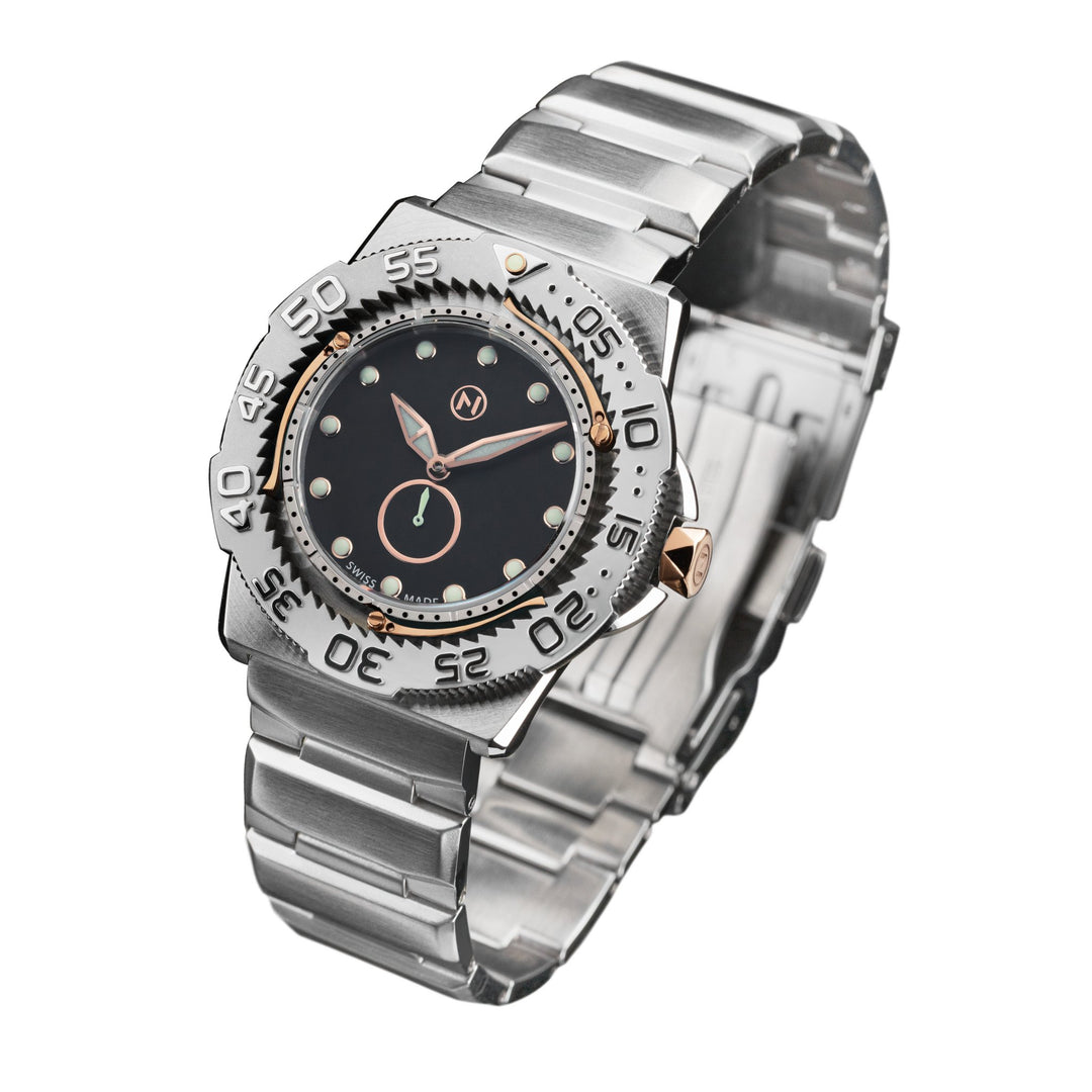 NOVE Trident-42 - Black – Watches.com