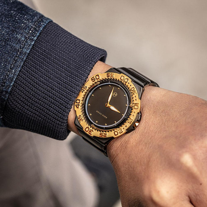 Nove Trident E004-02 angled shot picture