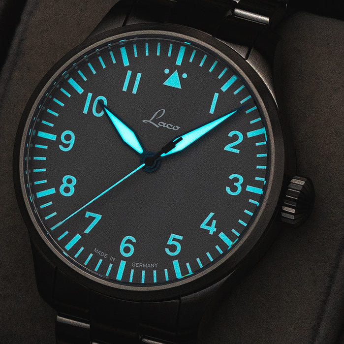 Laco Augsburg Grau 39mm Automatic Gray angled shot picture