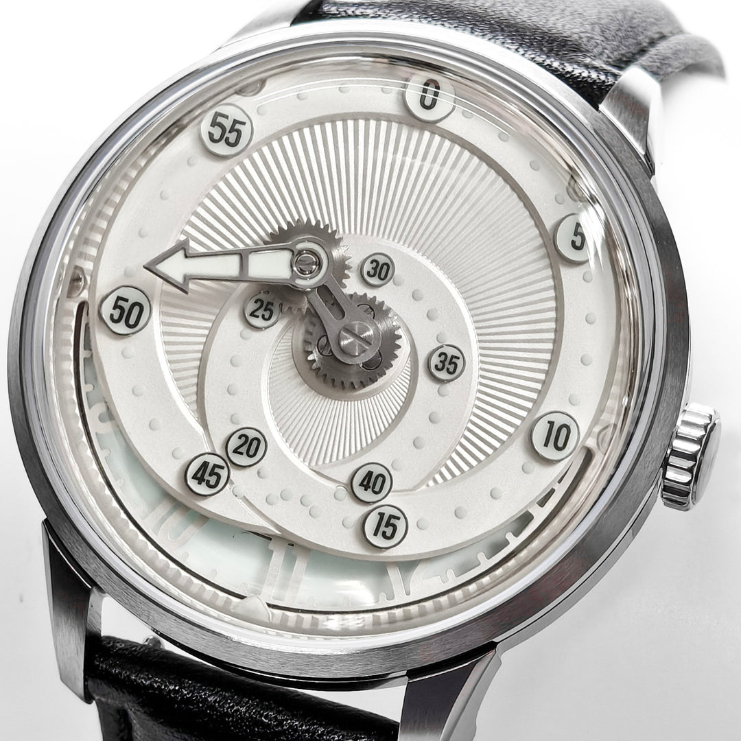 スターミー&ヒトデマン Mandetbrote Orbital Automatic Silver Limited Edition* – Watches.com
