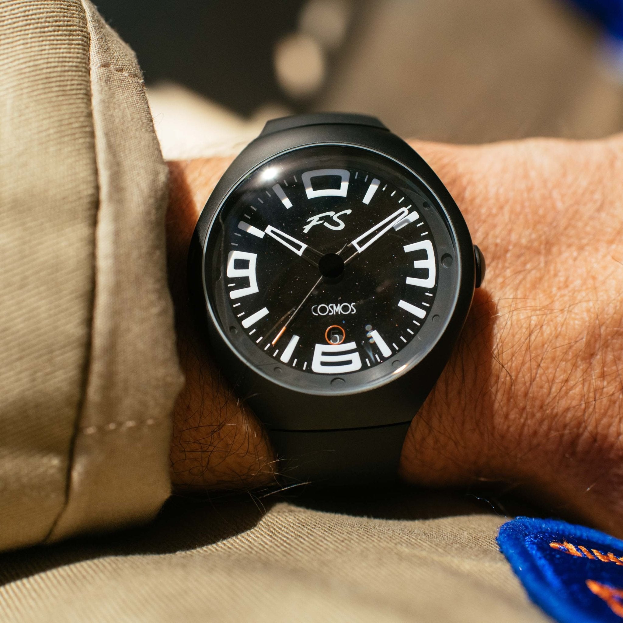 Szanto Icon Frank Stephenson Cosmos Black 9001 – Watches.com