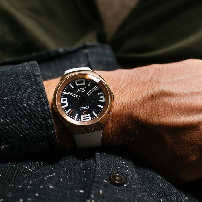 Szanto Icon Frank Stephenson Cosmos Rose Gold 9005 angled shot picture