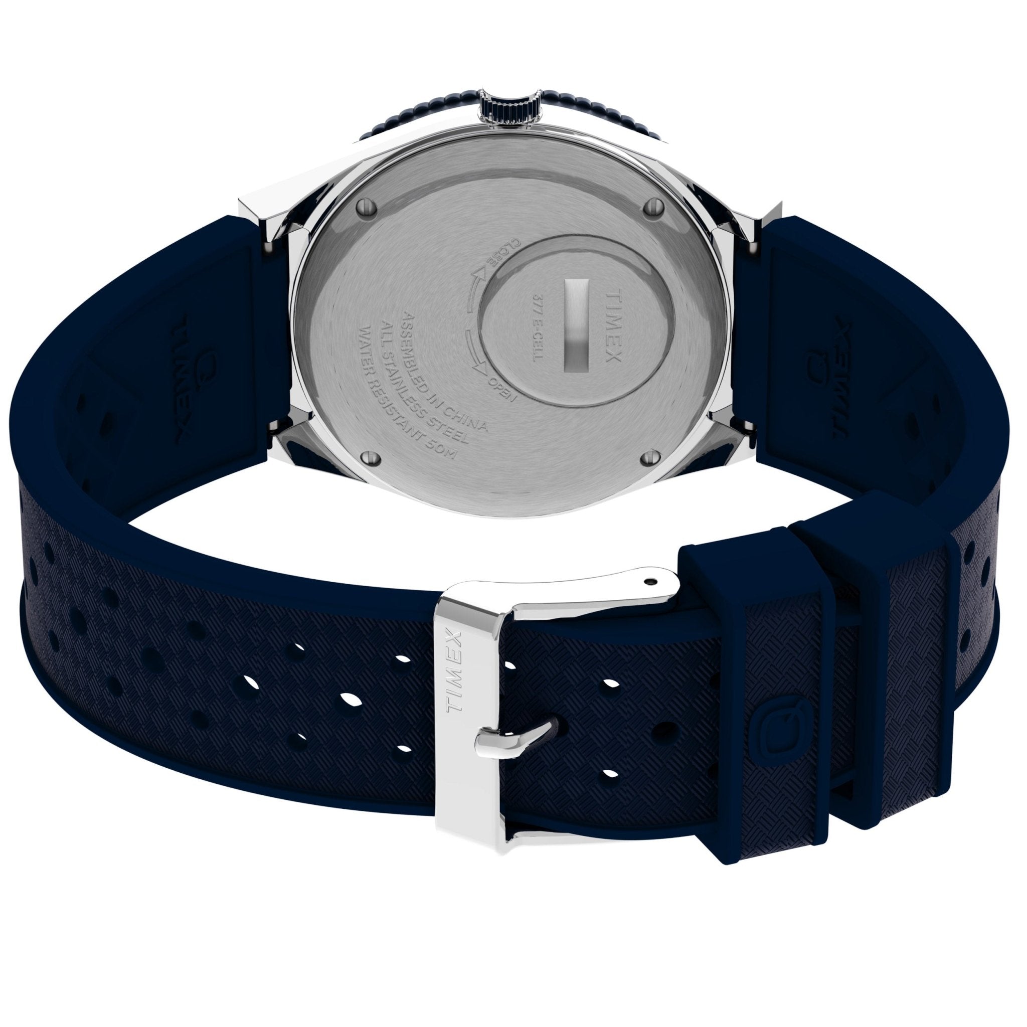 Timex Q Diver 38mm Blue | Watches.com