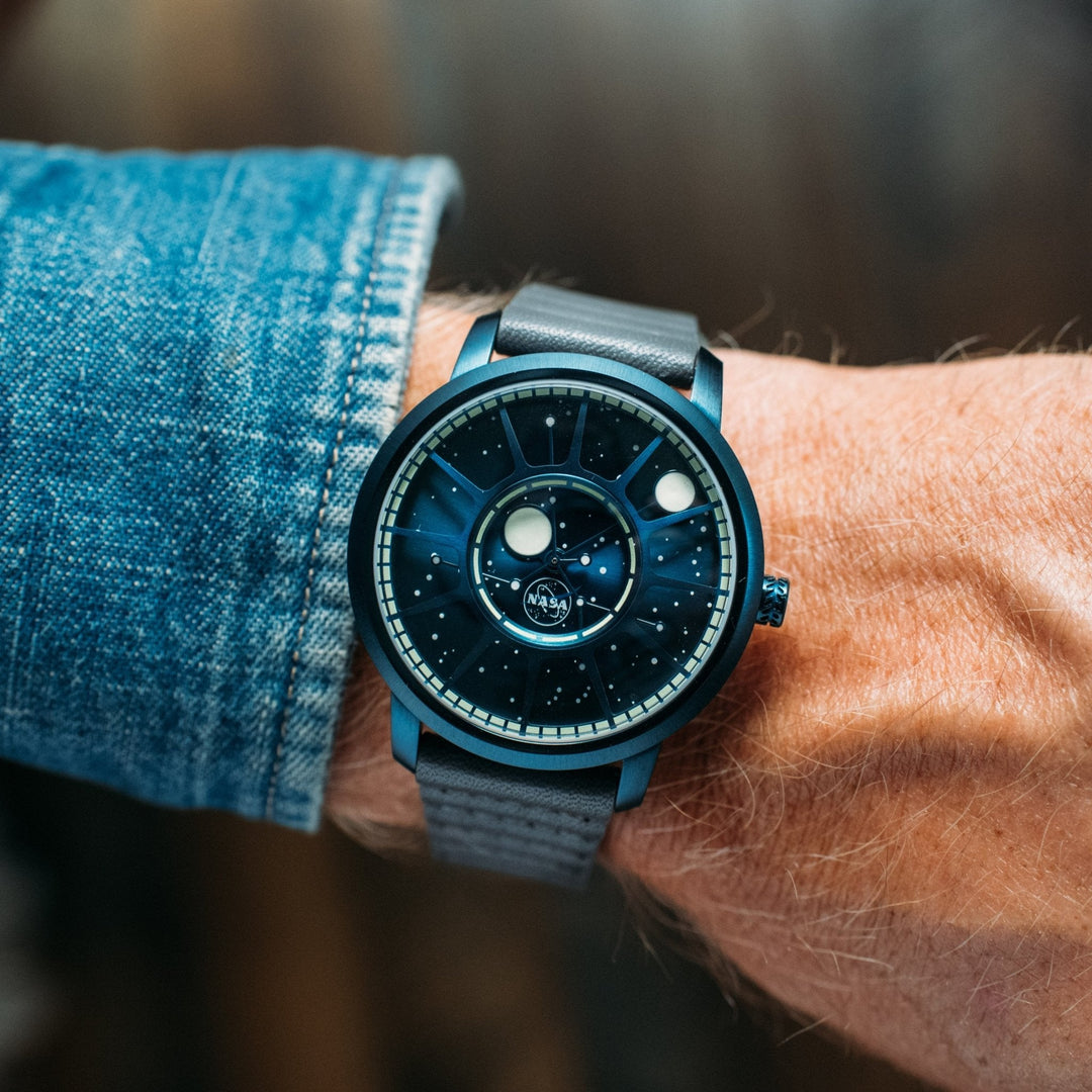 宙花f Xeric NASA Apollo 15 American Automatic Blue Supernova | Watches.com