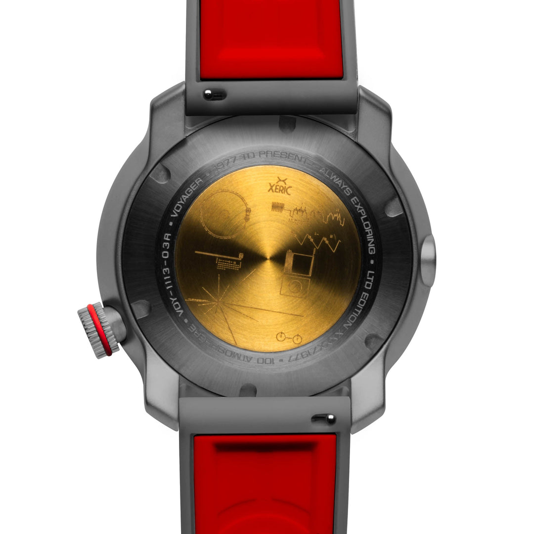 アースベータとスカイウォーかー Xeric NASA Voyager Automatic 1000m Diver Meteorite | Watches.com