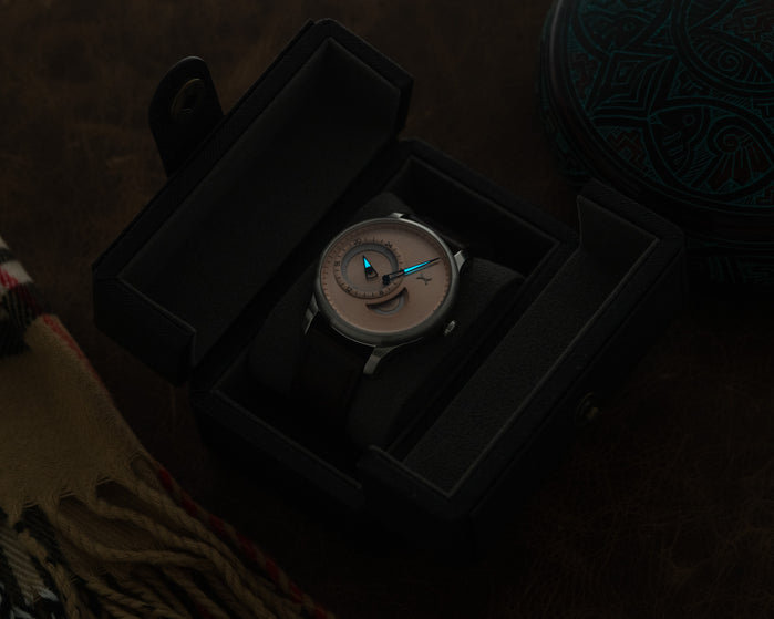 Xeric Regulator Automatic Salmon angled shot picture