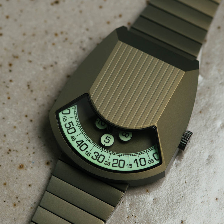 Retronaut Automatic Wandering Hour Matte Green | Xeric.com – Watches.com