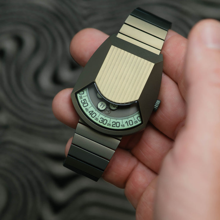 Retronaut Automatic Wandering Hour Matte Green | Xeric.com – Watches.com