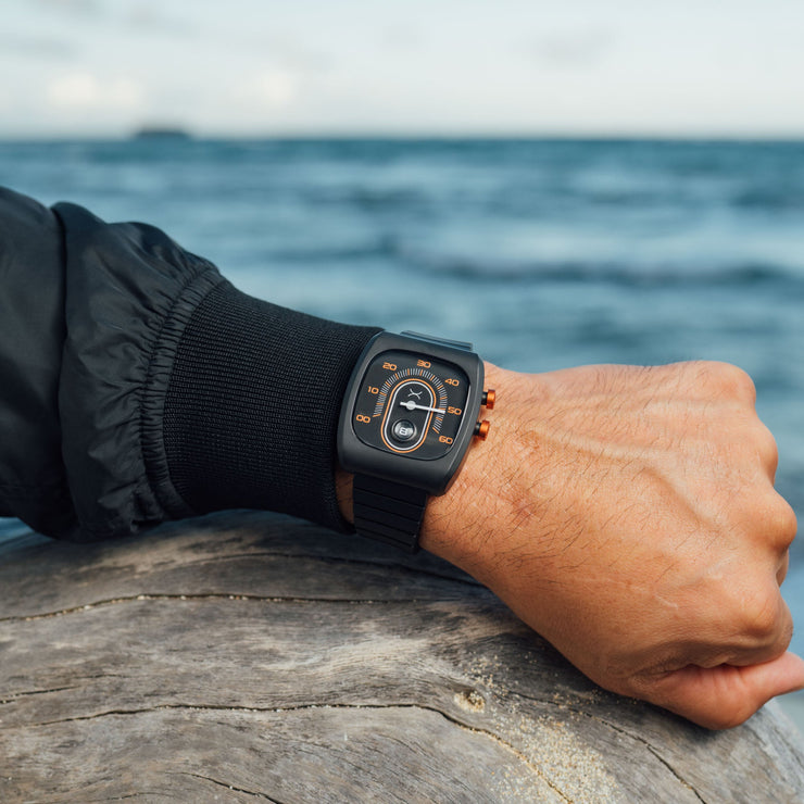 Retroscope Jump Hour Black Orange | Xeric.com – Watches.com