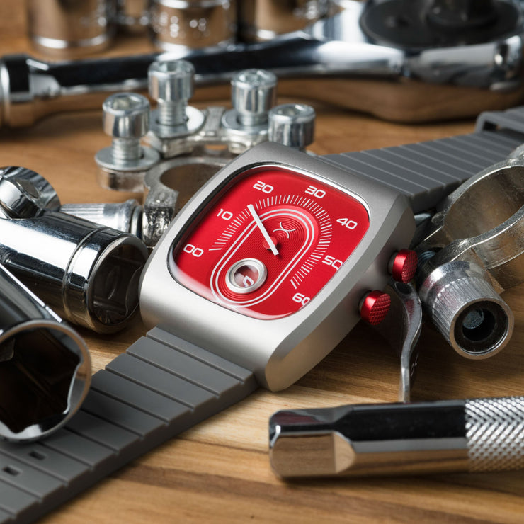 Retroscope Jump Hour Red | Xeric.com – Watches.com