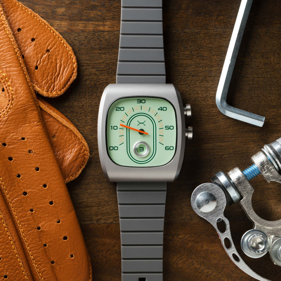 Retroscope Jump Hour Vintage Mint | Xeric.com – Watches.com