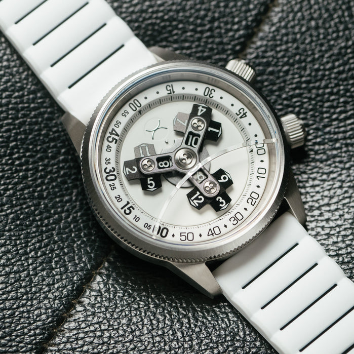 Xeric Vendetta II Automatic Wandering Hour Whiteout Lume angled shot picture