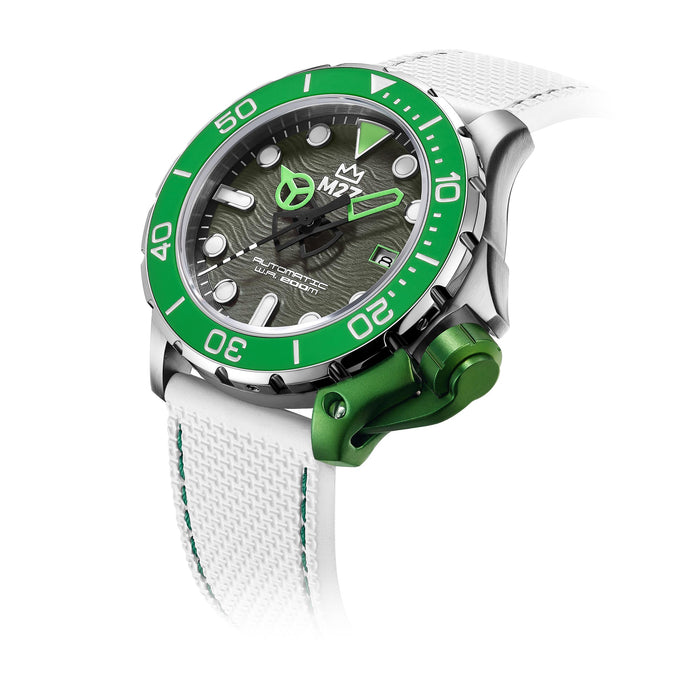 M2Z Diver 200 Automatic Green angled shot picture