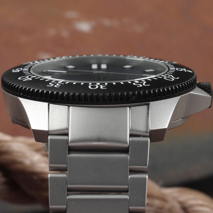 VERO Open Water Automatic Burnside Black Limited Edition