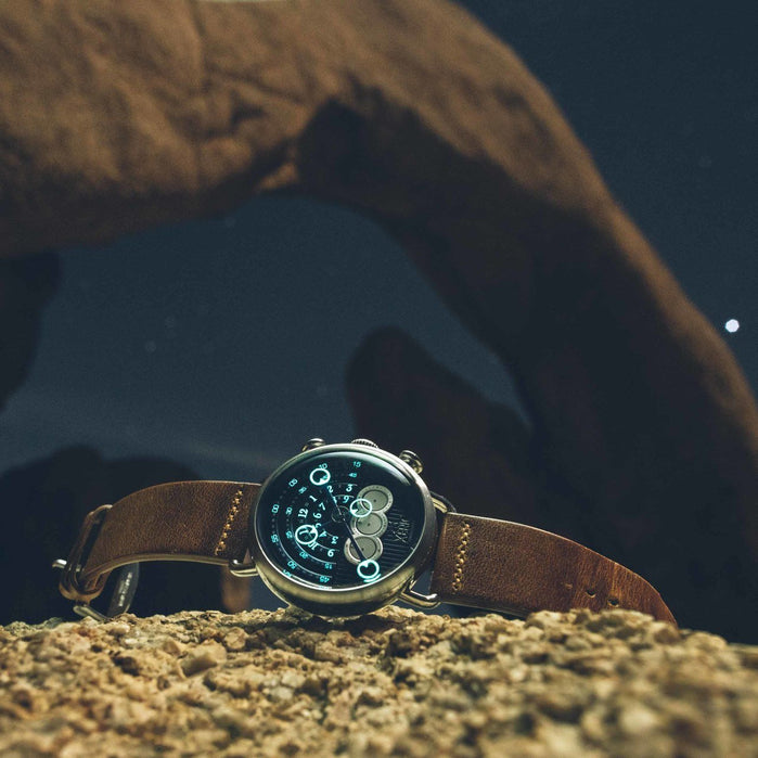 Xeric Halograph Chrono Sapphire Silver Navy angled shot picture
